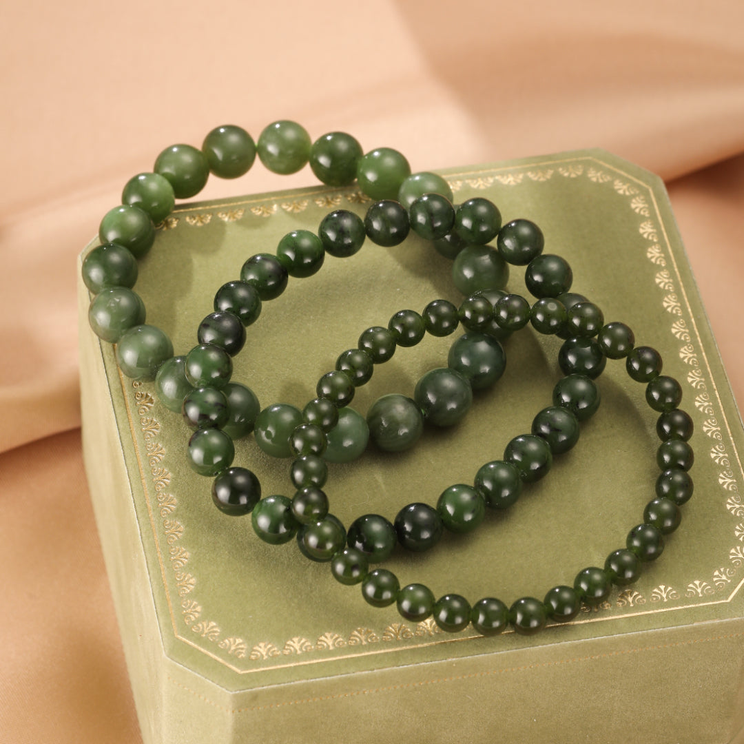 Green Jade Bracelet – Echoes of Serenity