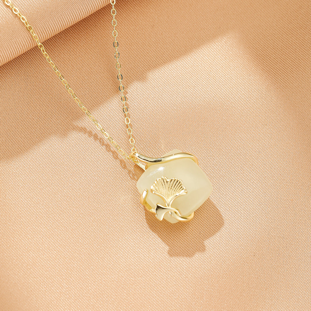 Jade Necklace – Heart Awakening, Gold Plated Silver