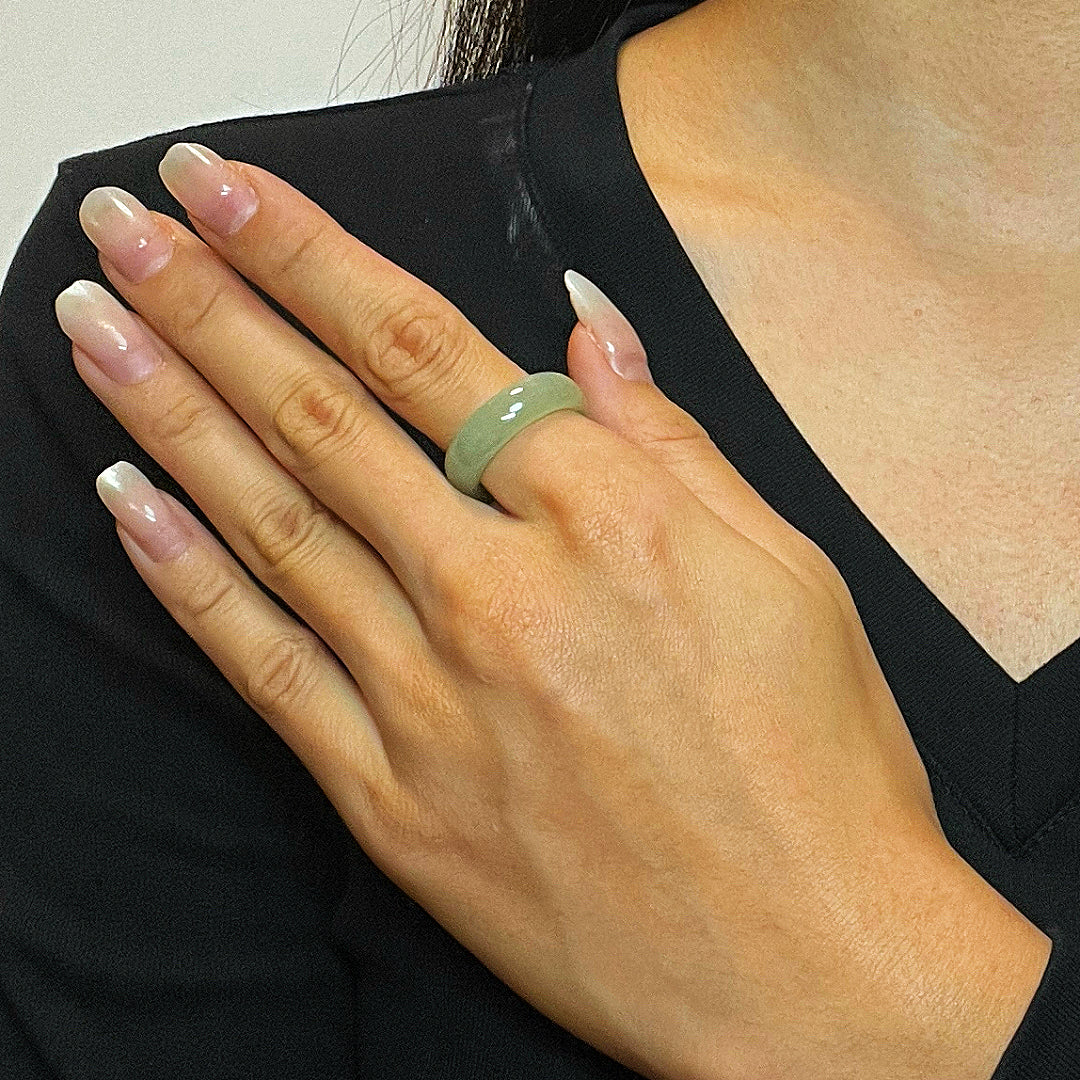 Jade Ring – Gentle Balance