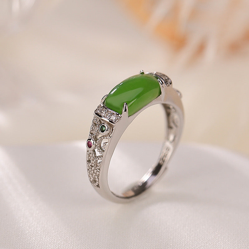 Jade Ring – Verdant Prestige, Gold Plated Silver