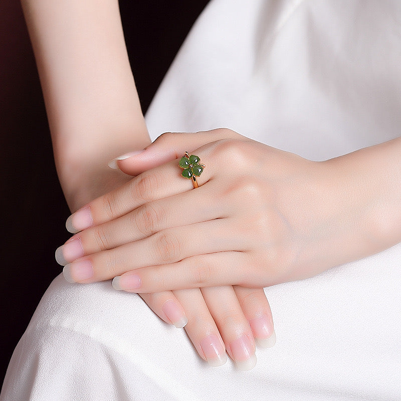 Clover Jade Ring – Promise of Happiness, Gold-Plated Sterling Silver