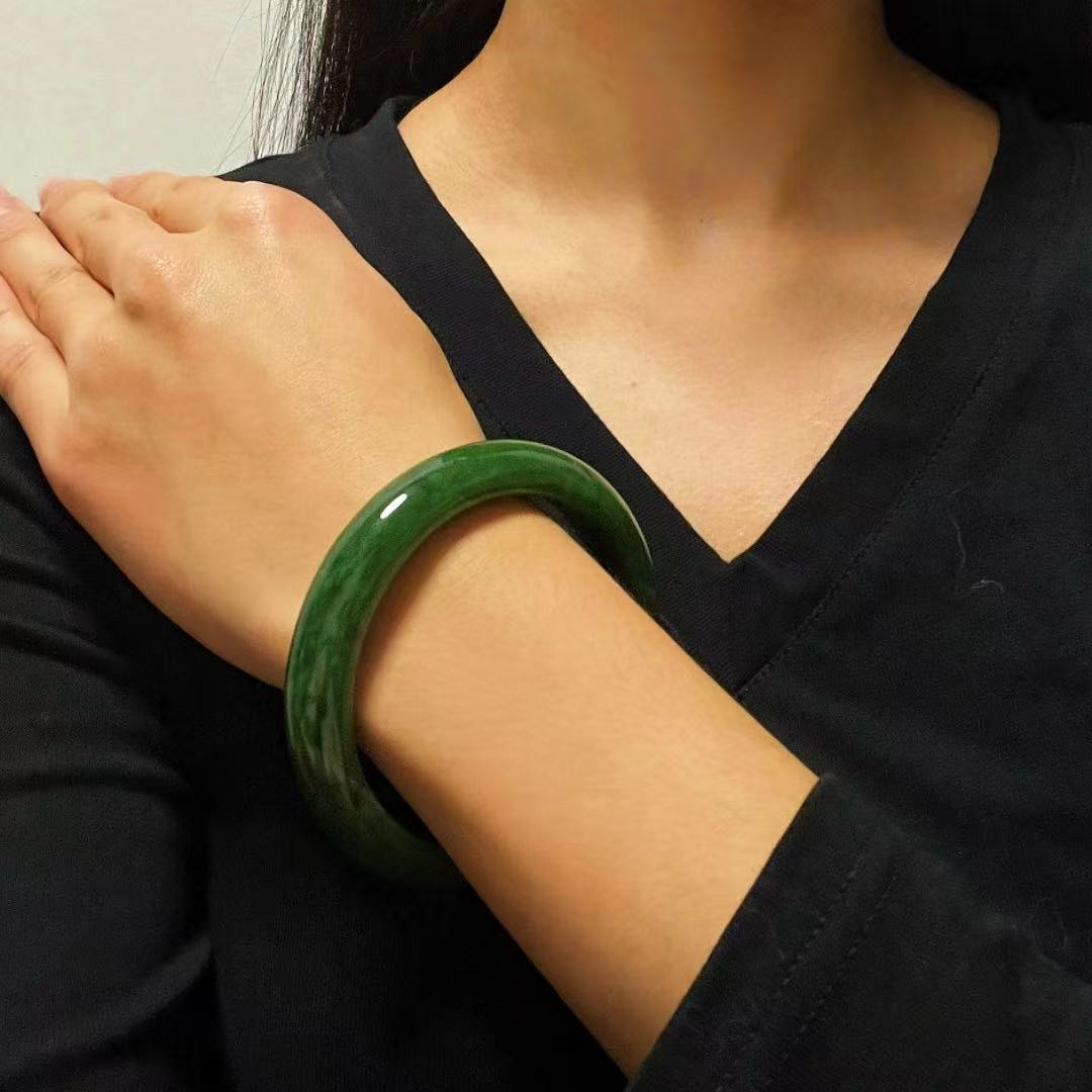 Jade Bangle Bracelet – Forest Green