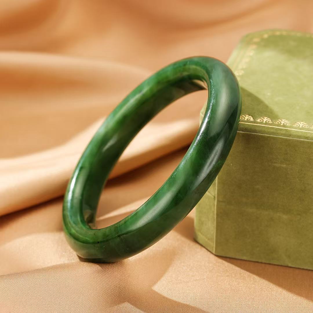 Jade Bangle Bracelet – Forest Green