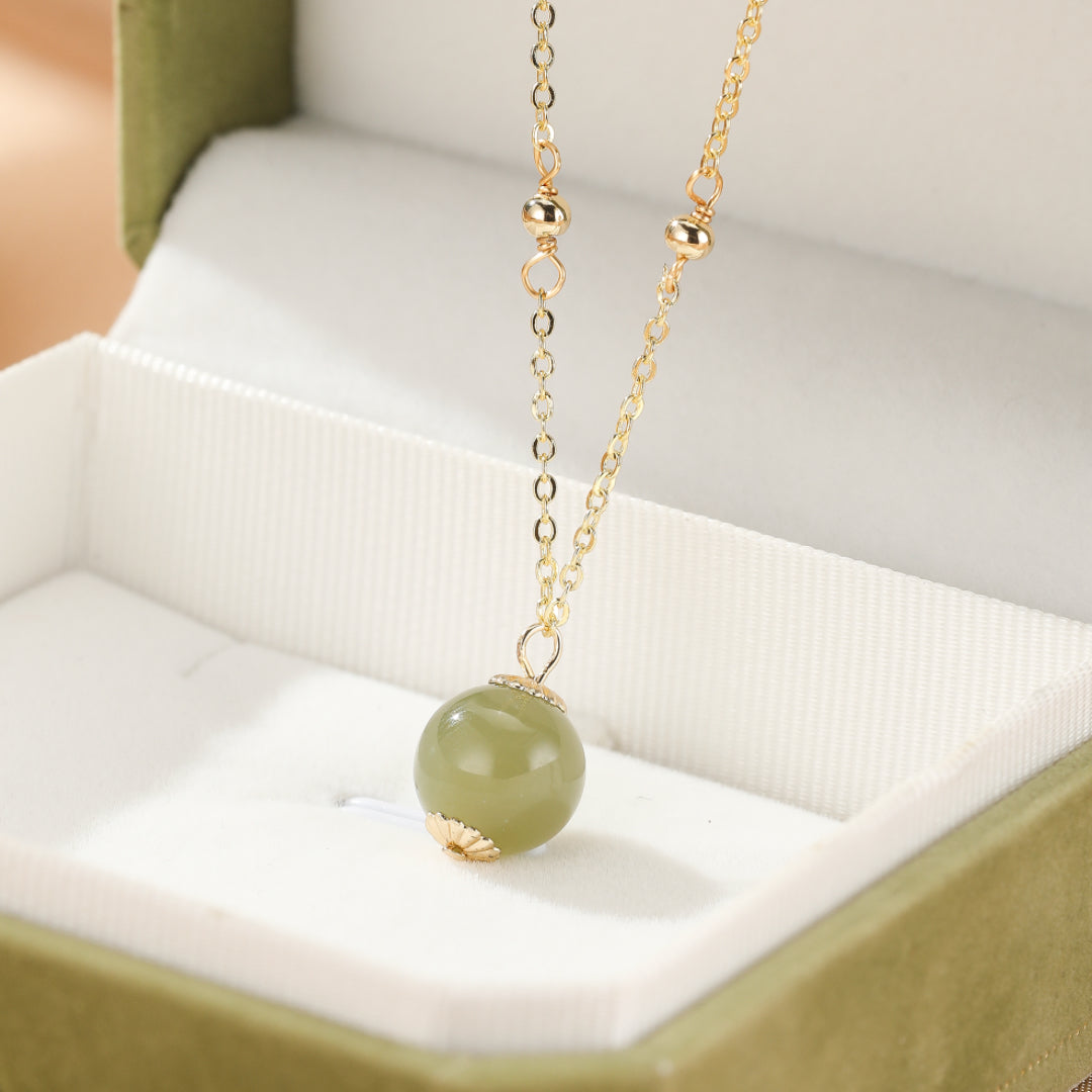 Nephrite Jade Necklace – Radiant Purity