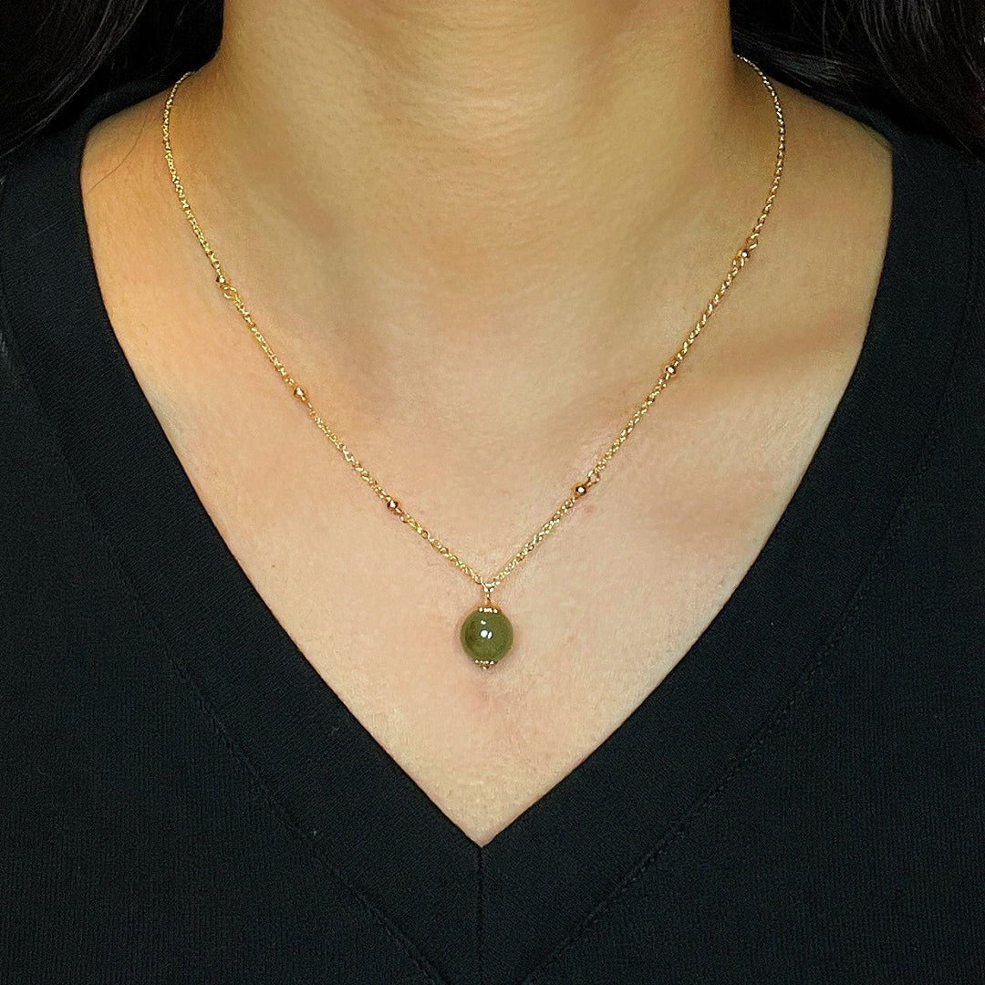 Nephrite Jade Necklace – Radiant Purity